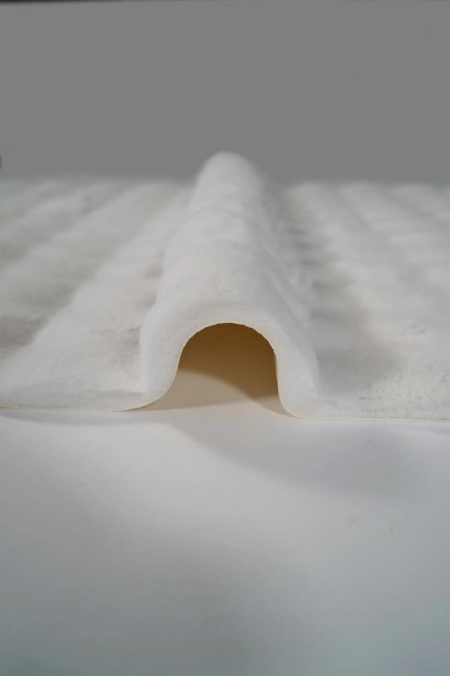 Bubble 150cm x Özel Ebat Halı Beyaz