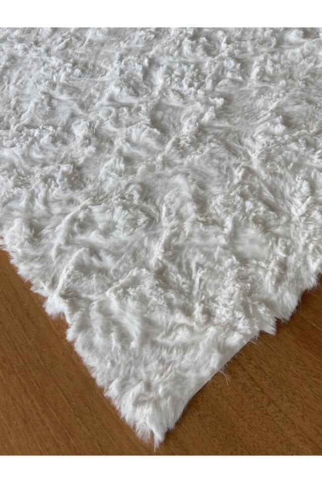 Micropost Halı | Beyaz