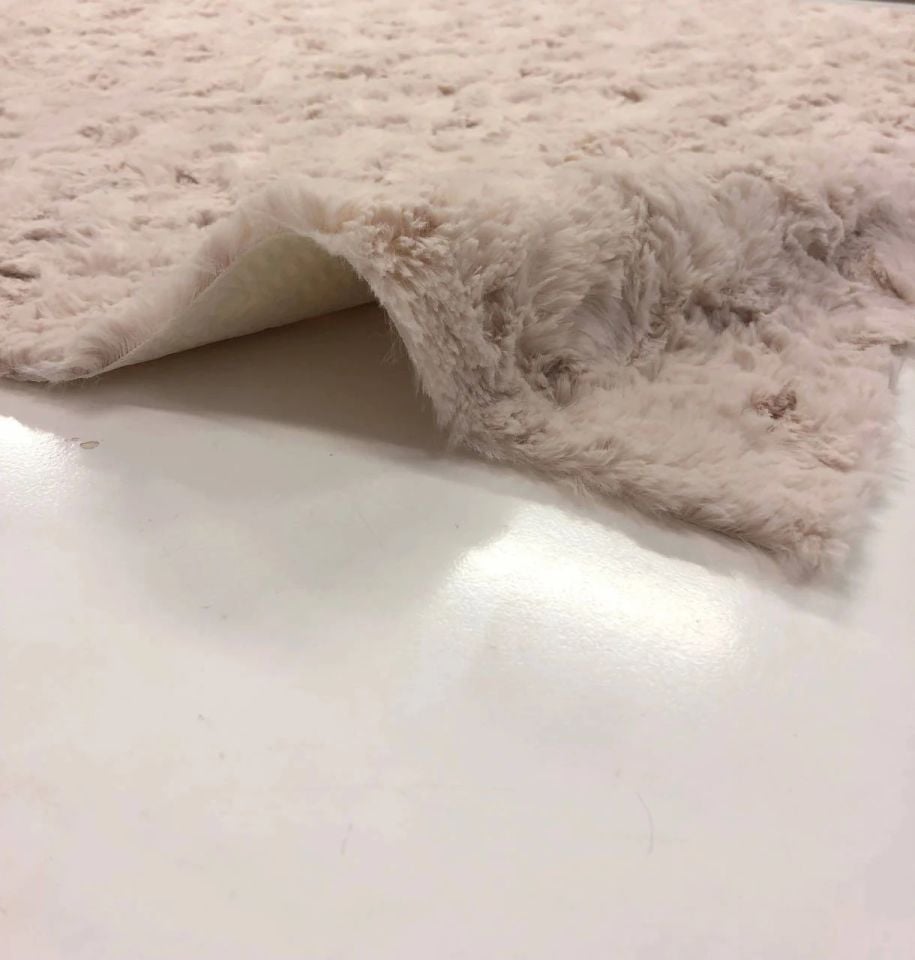 Micropost Halı | Krem 150cm x Özel Ebat