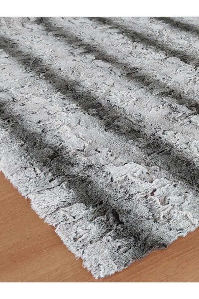 Micropost 75cm x Özel Ebat Halı Fox