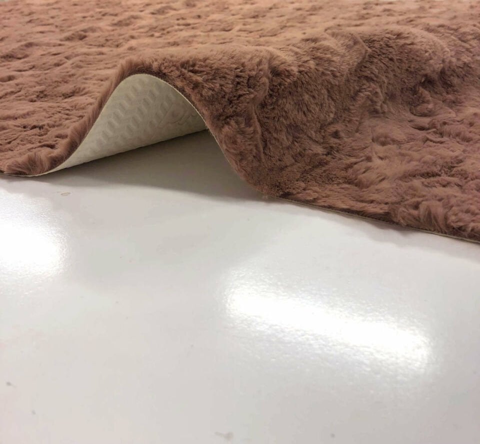 Micropost 75cm x Özel Ebat Halı Sütlü Kahve