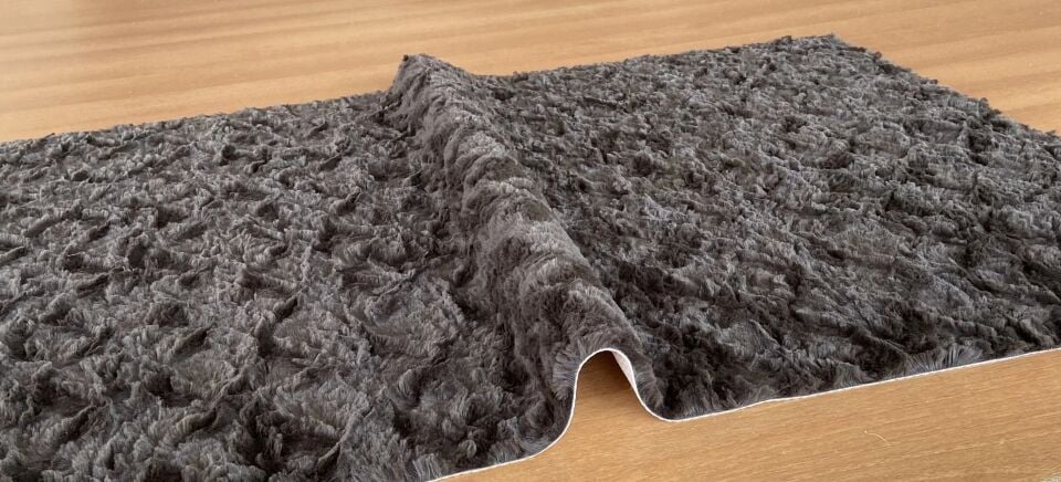 Micropost 75cm x Özel Ebat Halı Kahve