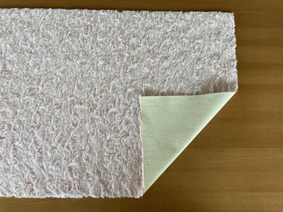 Micropost 150cm x Özel Ebat Halı Pudra